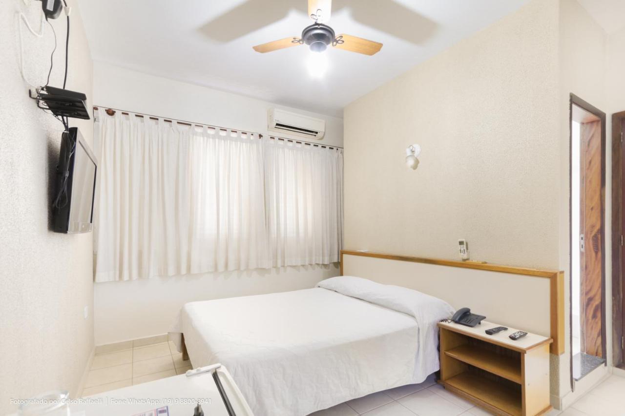 Hotel Princeton 皮拉西卡巴 外观 照片